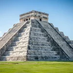 pyramid-Mayan-Chichen-Itza-Mex